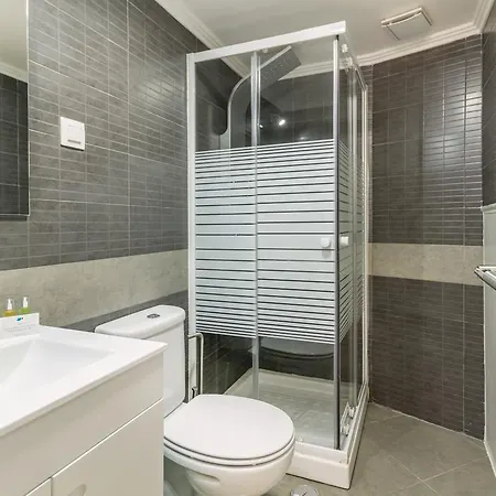 Апартаменты Amazing Castle Views In Historic Center